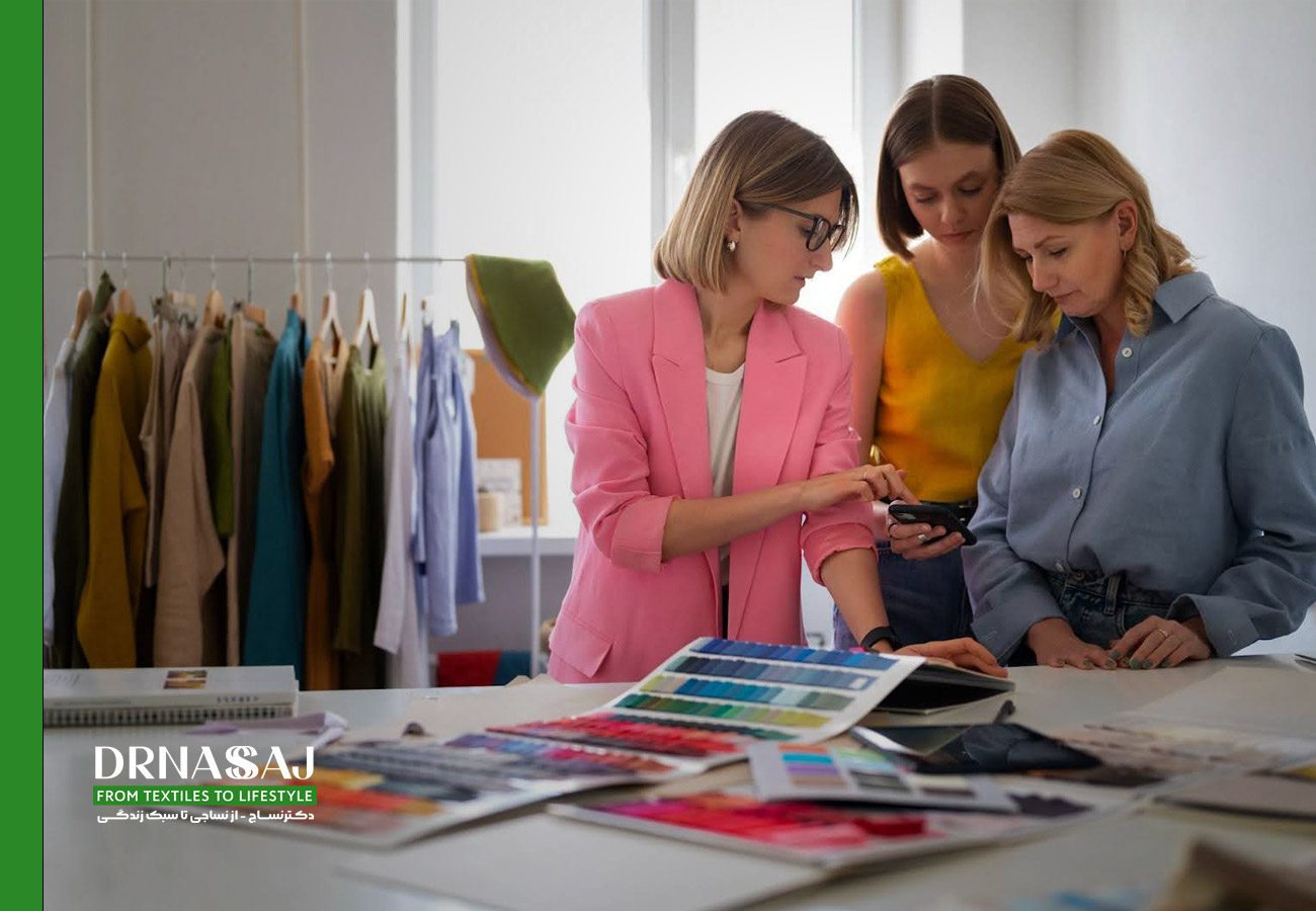 طراح لباس | طراح لباس چه کسی است | طراحی مد یعنی چی | چگونه طراح لباس شویم | شغل طراحی لباس